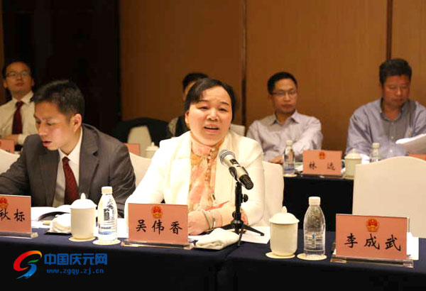 明星企業(yè),歐迪實業(yè),慶元OUDI,慶元AIRWOMAN,眉筆,眼線筆,唇線筆,眼影,指甲油,眼影,口紅,唇彩,彩妝系列,慶元化妝品,慶元進出口 明星企業(yè),歐迪實業(yè),慶元OUDI,慶元AIRWOMAN,眉筆,眼線筆,唇線筆,眼影,指甲油,眼影,口紅,唇彩,彩妝系列,慶元化妝品,慶元進出口